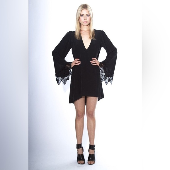 Stone Cold Fox Boardwalk Dress - Picture 2 of 8